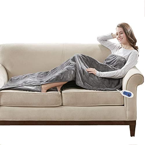 Foot-Pocket Cozy Throw