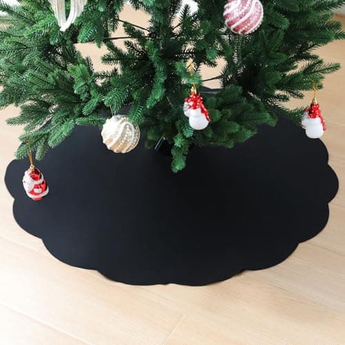 Black Scalloped Tree Skirt