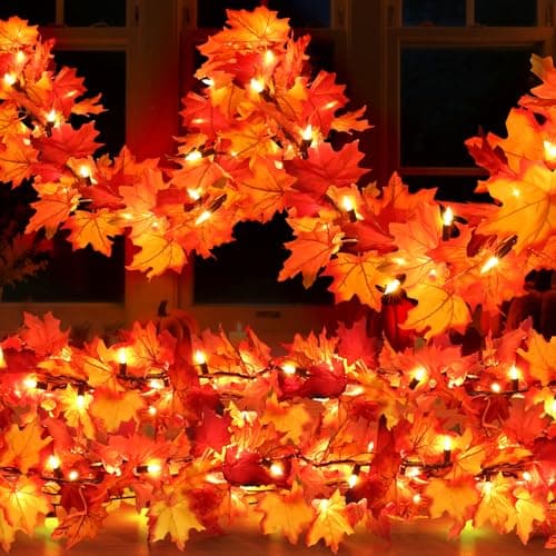 Lighted 9ft Maple Garland