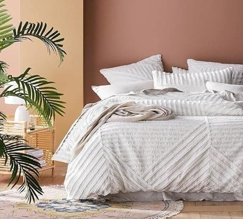 Gaytri Tufted Set